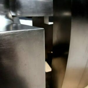 Can you use metal on stainless steel？